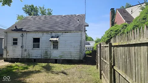 1626 W 8th Street Anderson IN 46016