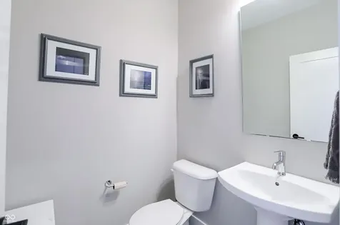 52 Central Greens Boulevard Indianapolis IN 46222