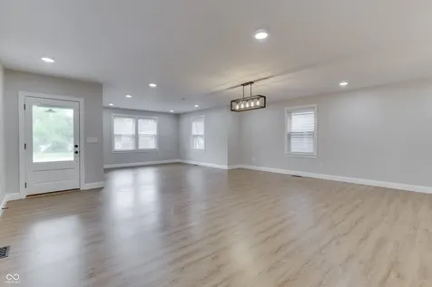 1306 E Saint Clair Street Indianapolis IN 46202