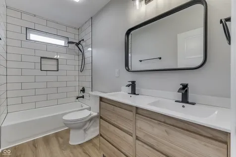 1306 E Saint Clair Street Indianapolis IN 46202