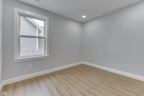 1306 E Saint Clair Street Indianapolis IN 46202