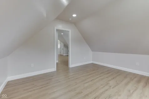 1306 E Saint Clair Street Indianapolis IN 46202