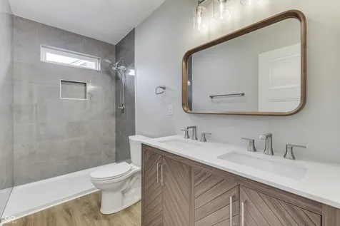 1306 E Saint Clair Street Indianapolis IN 46202