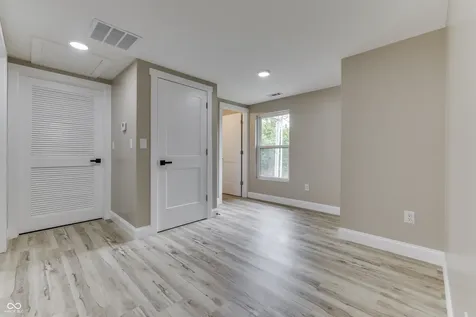 1306 E Saint Clair Street Indianapolis IN 46202
