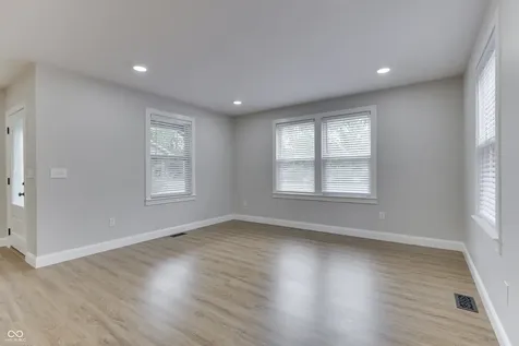1306 E Saint Clair Street Indianapolis IN 46202