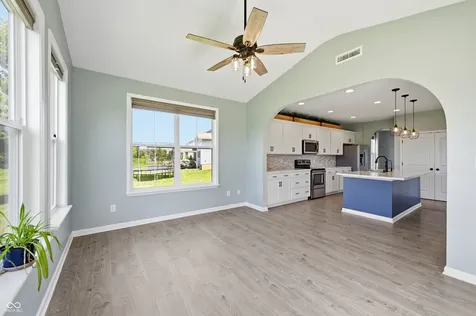 882 Oaklawn Drive Westfield IN 46074