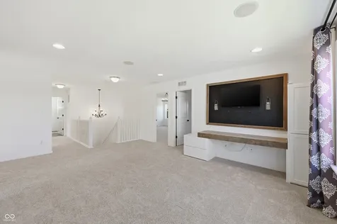 882 Oaklawn Drive Westfield IN 46074