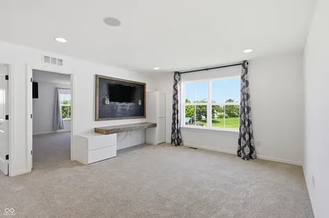 882 Oaklawn Drive Westfield IN 46074