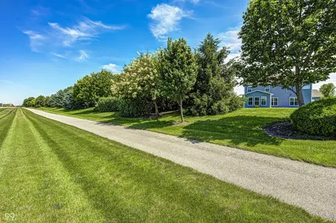 882 Oaklawn Drive Westfield IN 46074