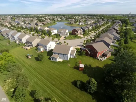 882 Oaklawn Drive Westfield IN 46074