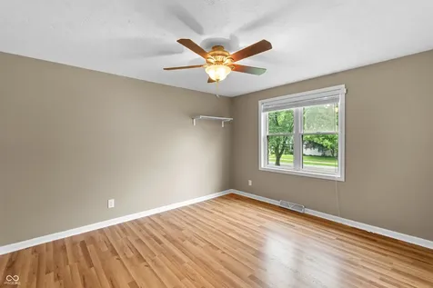 1031 Parkside Drive Columbus IN 47203