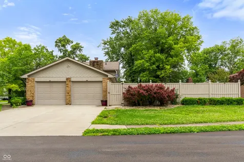 1031 Parkside Drive Columbus IN 47203