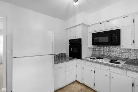 4811 State Road 46 E Nashville IN 47448