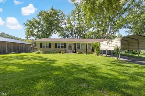 4811 State Road 46 E Nashville IN 47448