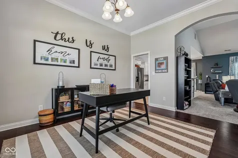 4911 E Daisy Lane Mooresville IN 46158
