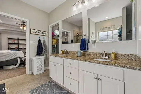 4911 E Daisy Lane Mooresville IN 46158