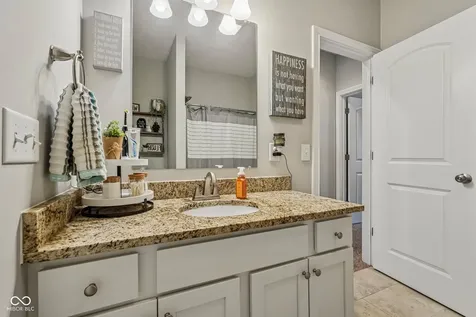 4911 E Daisy Lane Mooresville IN 46158