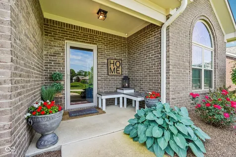 4911 E Daisy Lane Mooresville IN 46158