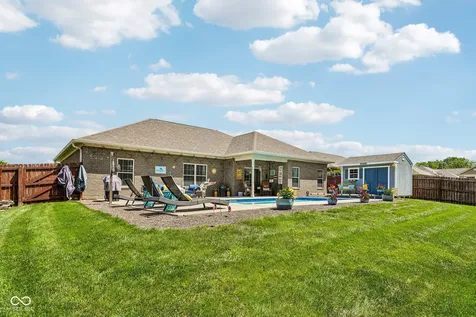 4911 E Daisy Lane Mooresville IN 46158