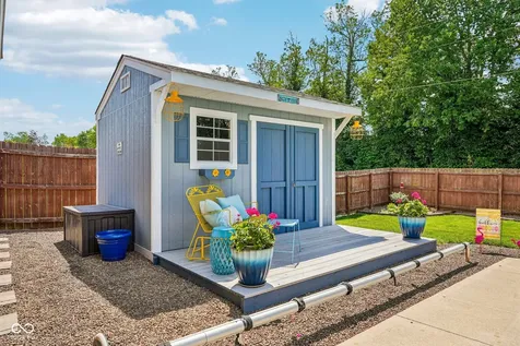 4911 E Daisy Lane Mooresville IN 46158