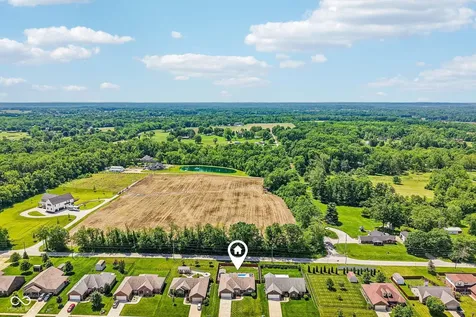 4911 E Daisy Lane Mooresville IN 46158