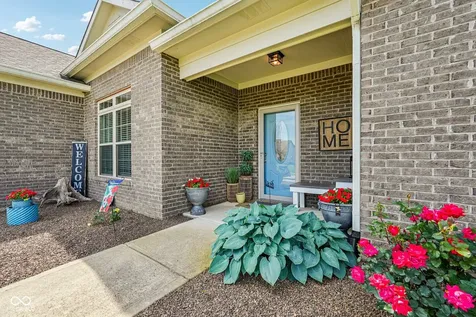 4911 E Daisy Lane Mooresville IN 46158