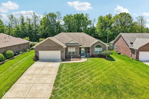 4911 E Daisy Lane Mooresville IN 46158