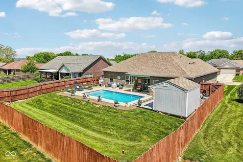 4911 E Daisy Lane Mooresville IN 46158