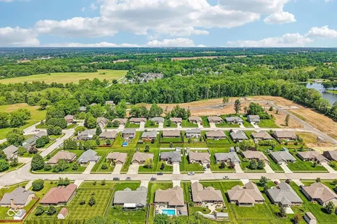 4911 E Daisy Lane Mooresville IN 46158