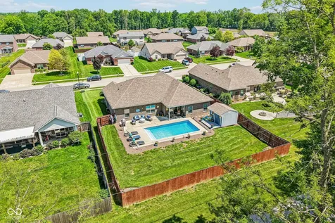 4911 E Daisy Lane Mooresville IN 46158