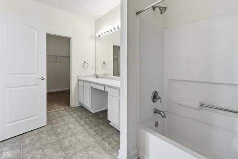 9663 Stonewall Lane Avon IN 46123