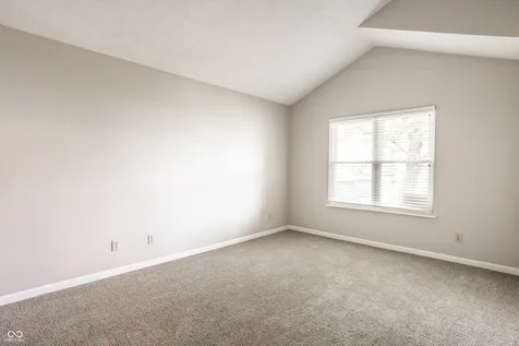 3257 Aqueous Lane Indianapolis IN 46214