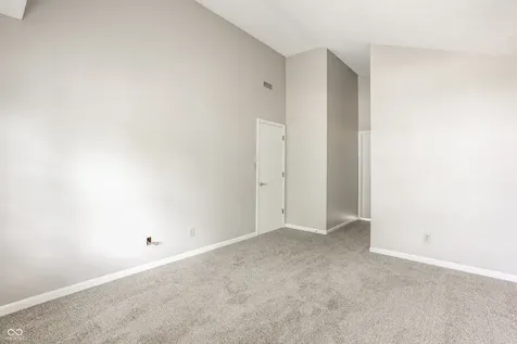 3257 Aqueous Lane Indianapolis IN 46214