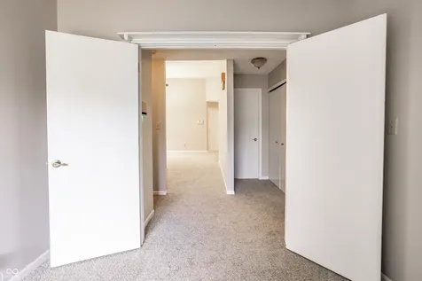 3257 Aqueous Lane Indianapolis IN 46214