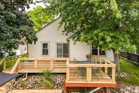 3257 Aqueous Lane Indianapolis IN 46214