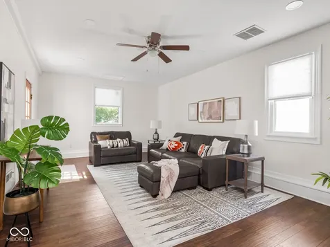 5317 E 19th Place Indianapolis IN 46218