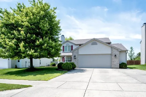 25 English Green Westfield IN 46074