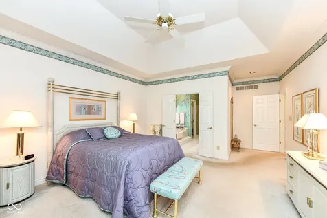 6336 Fairlane Drive W Indianapolis IN 46259