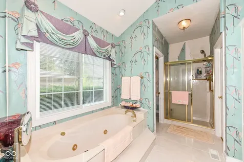6336 Fairlane Drive W Indianapolis IN 46259