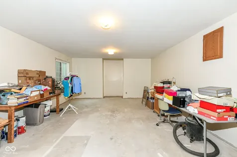 6336 Fairlane Drive W Indianapolis IN 46259