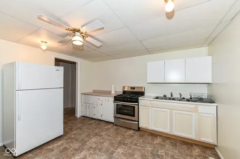 6336 Fairlane Drive W Indianapolis IN 46259