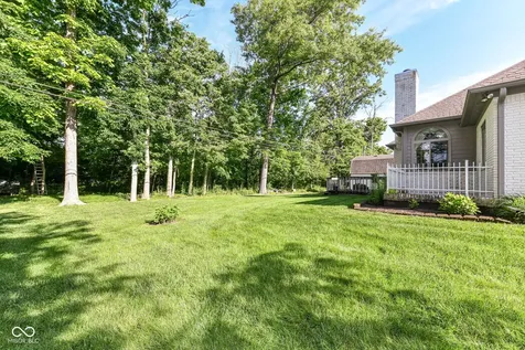 6336 Fairlane Drive W Indianapolis IN 46259
