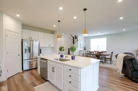 6537 Seabiscuit Road Whitestown IN 46075