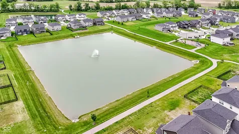 6537 Seabiscuit Road Whitestown IN 46075
