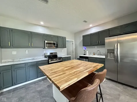 803 N Mary Patton Drive Brazil IN 47834