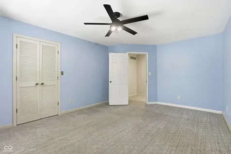 8752 Log Run Drive S Indianapolis IN 46234