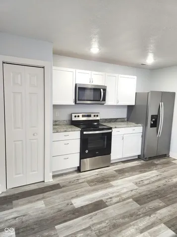 3021 Everbloom Way Indianapolis IN 46217