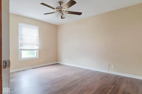 7433 Pullman Court Indianapolis IN 46256