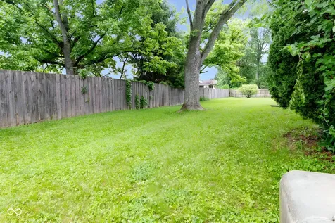 7433 Pullman Court Indianapolis IN 46256