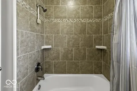 2226 Main Street Beech Grove IN 46107